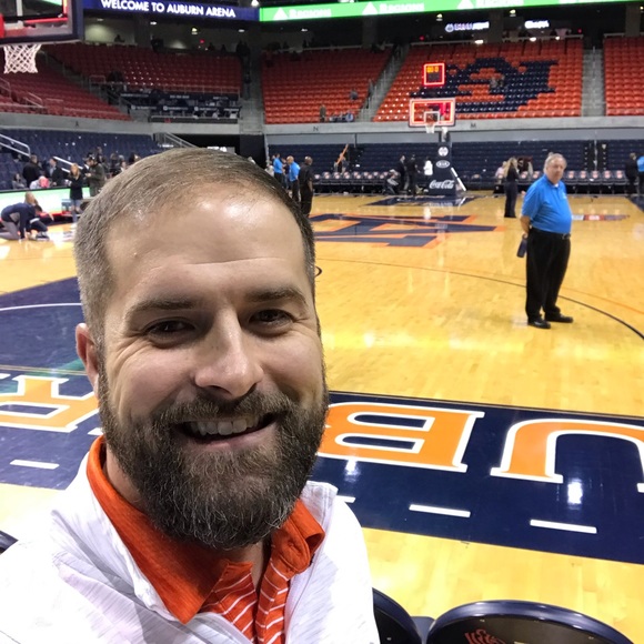 Meet your Posher, Cody - Picture 1 of 1